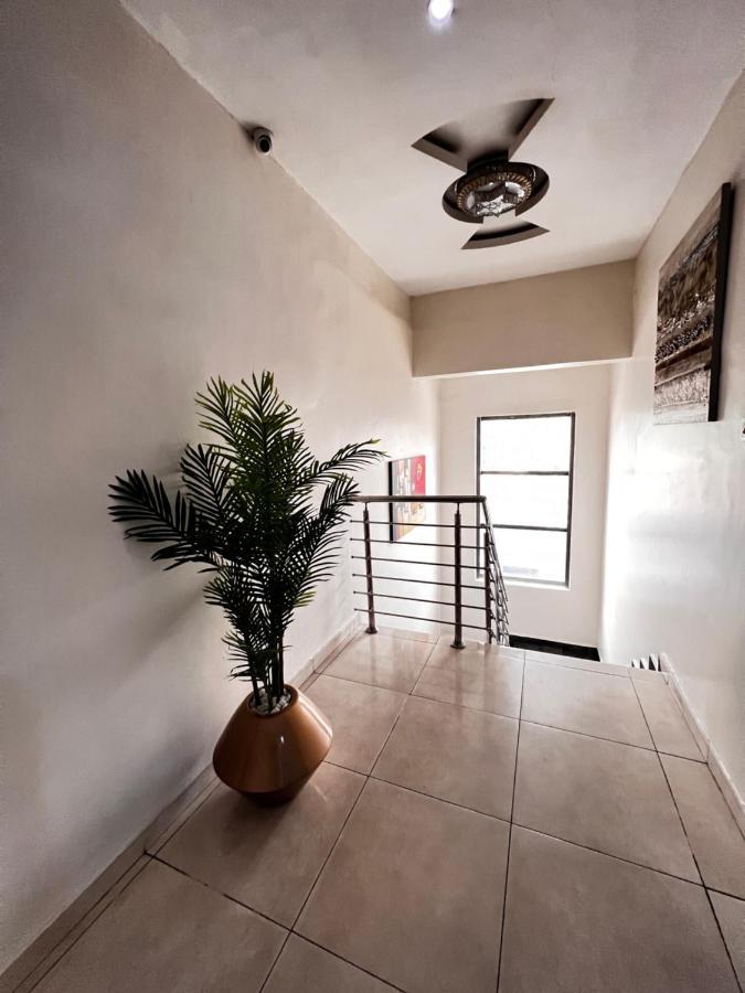 De Rigg Place, Surulere Lagos Esterno foto